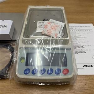 GX--8202M热卖！现货日本AND内置砝码电子秤GX-8202M